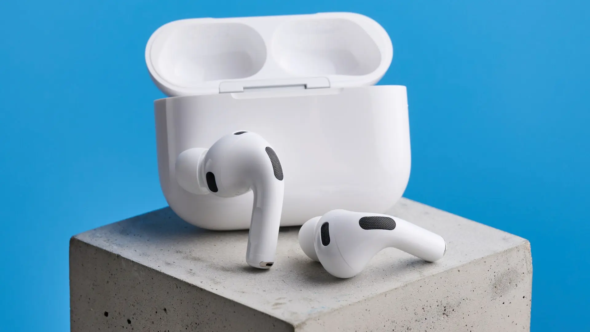 The Next AirPods Pro Could Literally See the World Around You