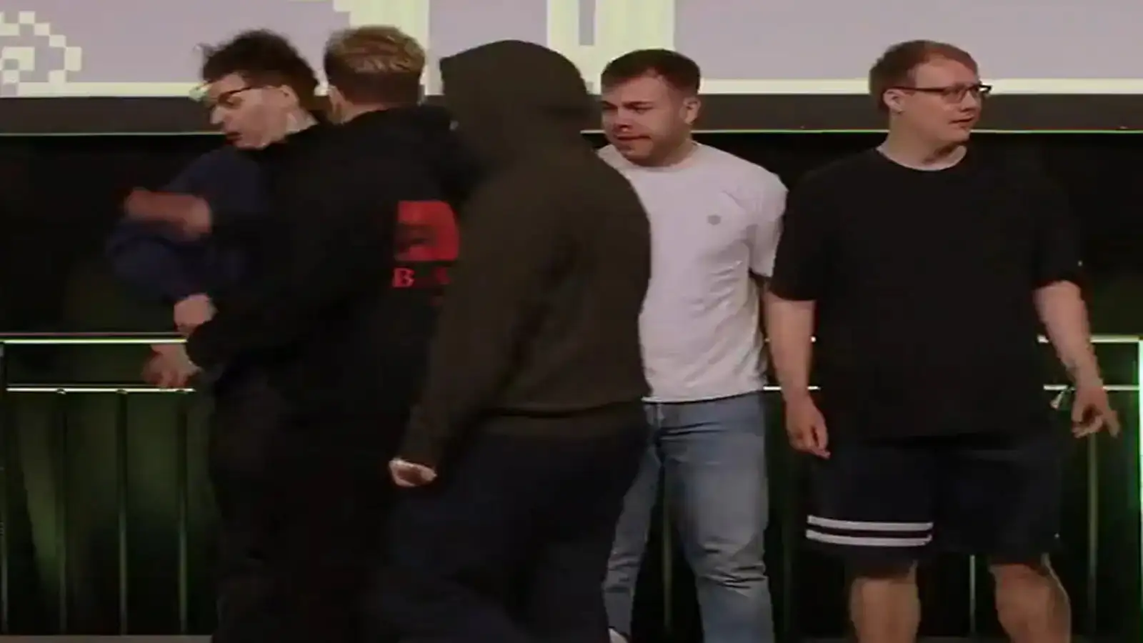 CS2 Player Punches Opponent Live On Stage at German LAN, Gets Lifetime Ban